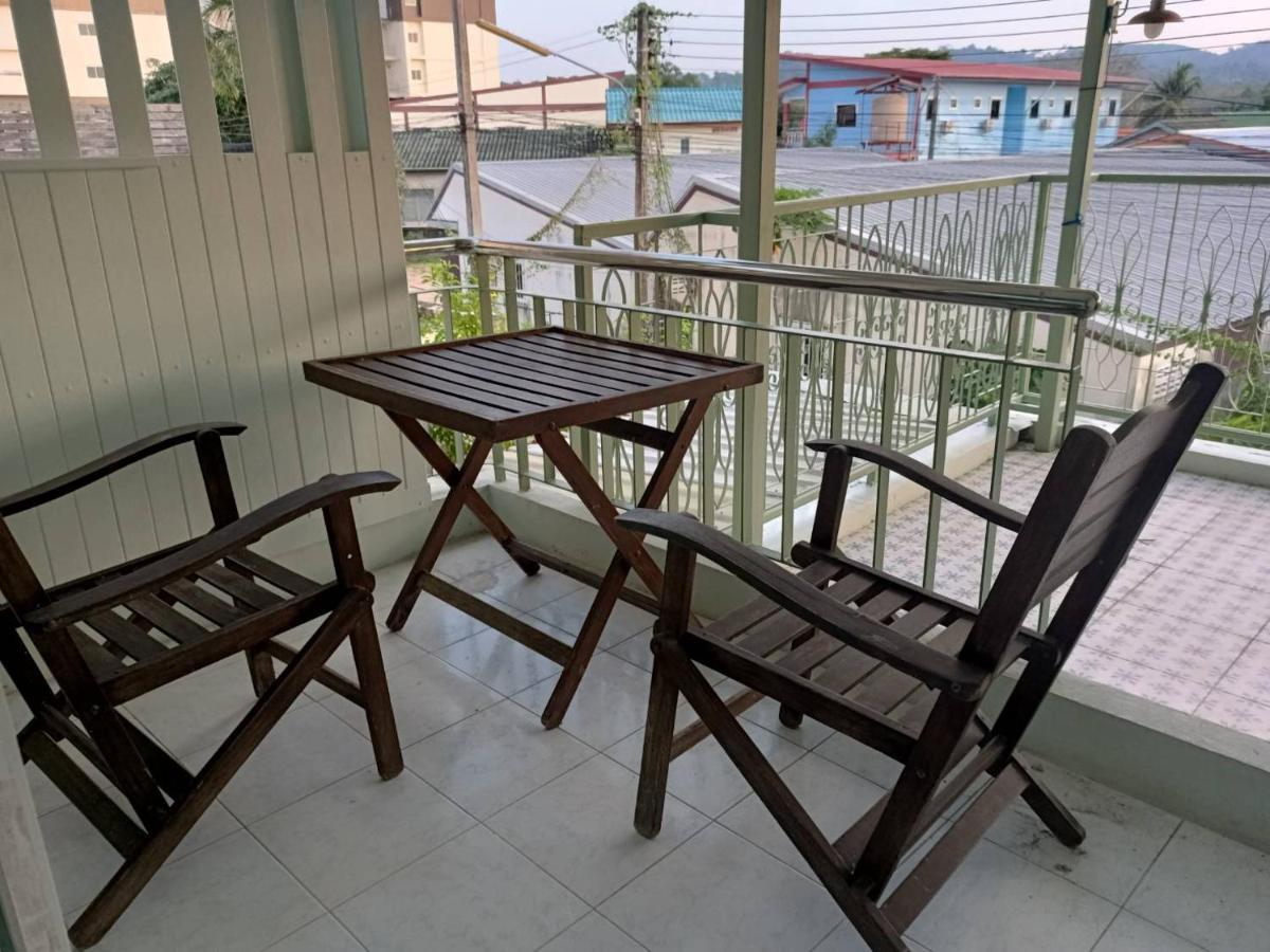 168hostel Airport@phuket בית אירוח *