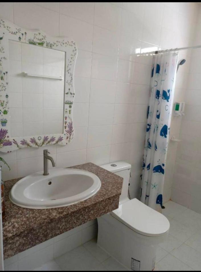 168hostel Airport@phuket בית אירוח תאלאנג